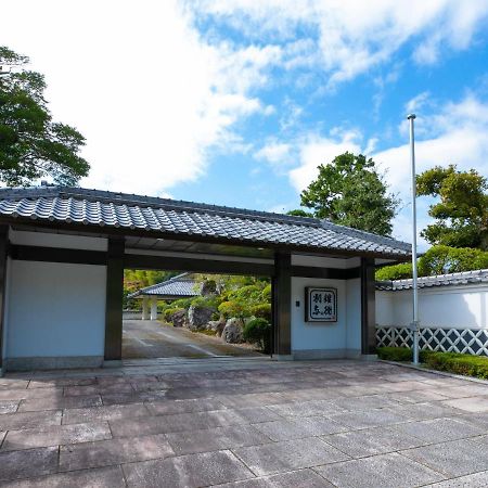 Maizuru Grand Hotel Екстериор снимка